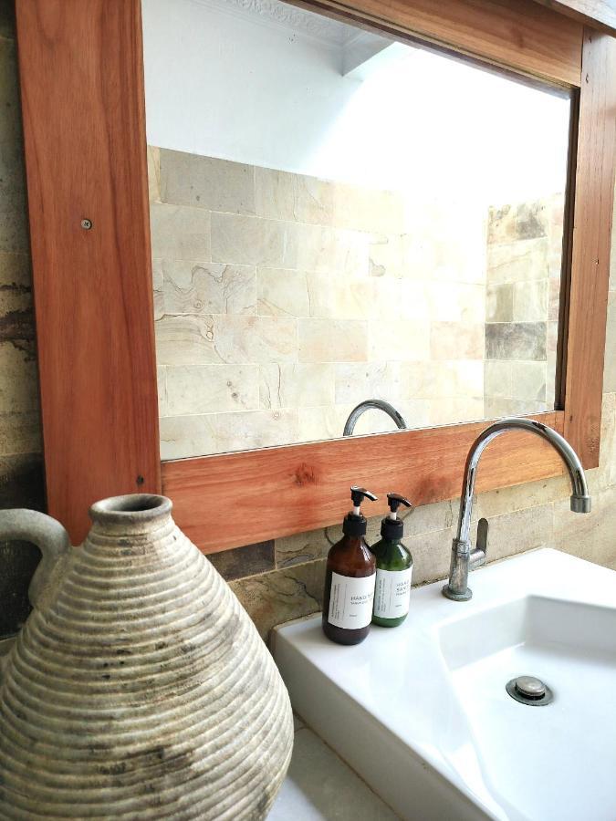 Amel House Homestay Gili Air